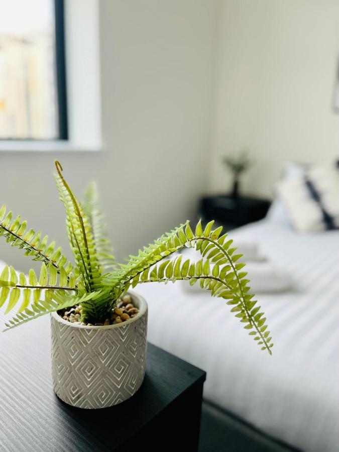 Fabulous One Bedroom Apartment Near Old Trafford Stadium Манчестер Экстерьер фото