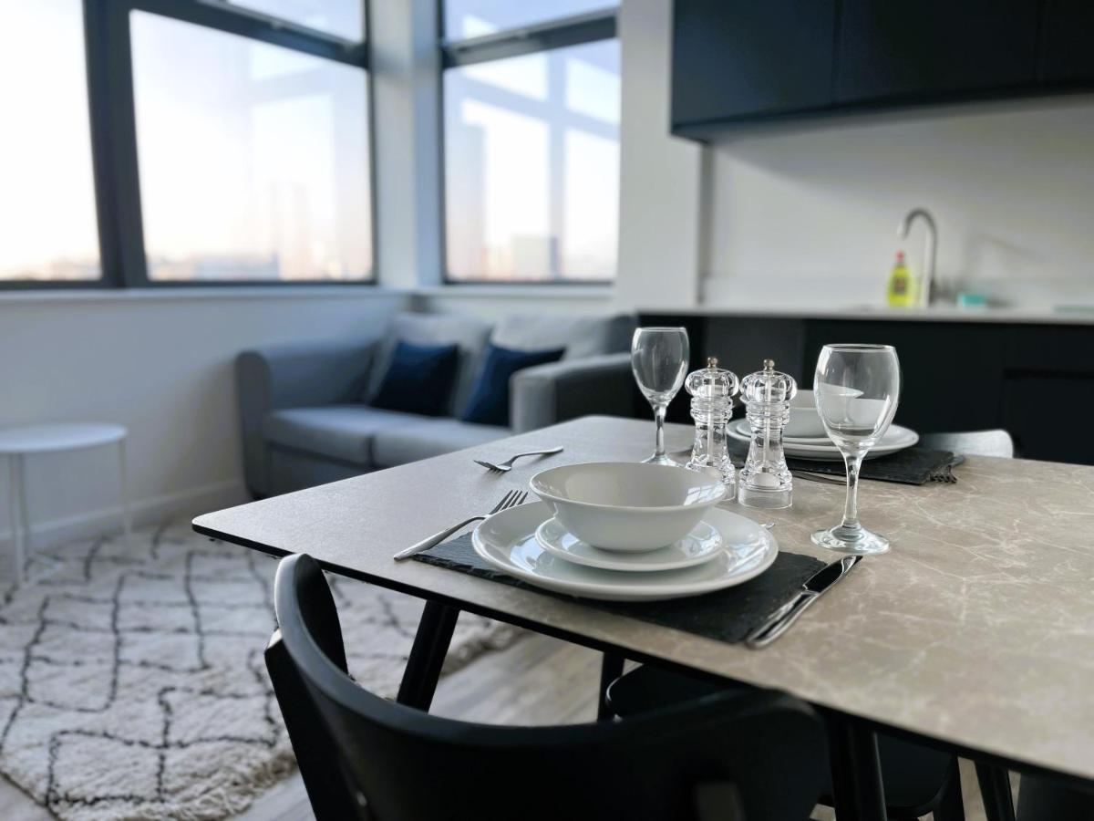 Fabulous One Bedroom Apartment Near Old Trafford Stadium Манчестер Экстерьер фото